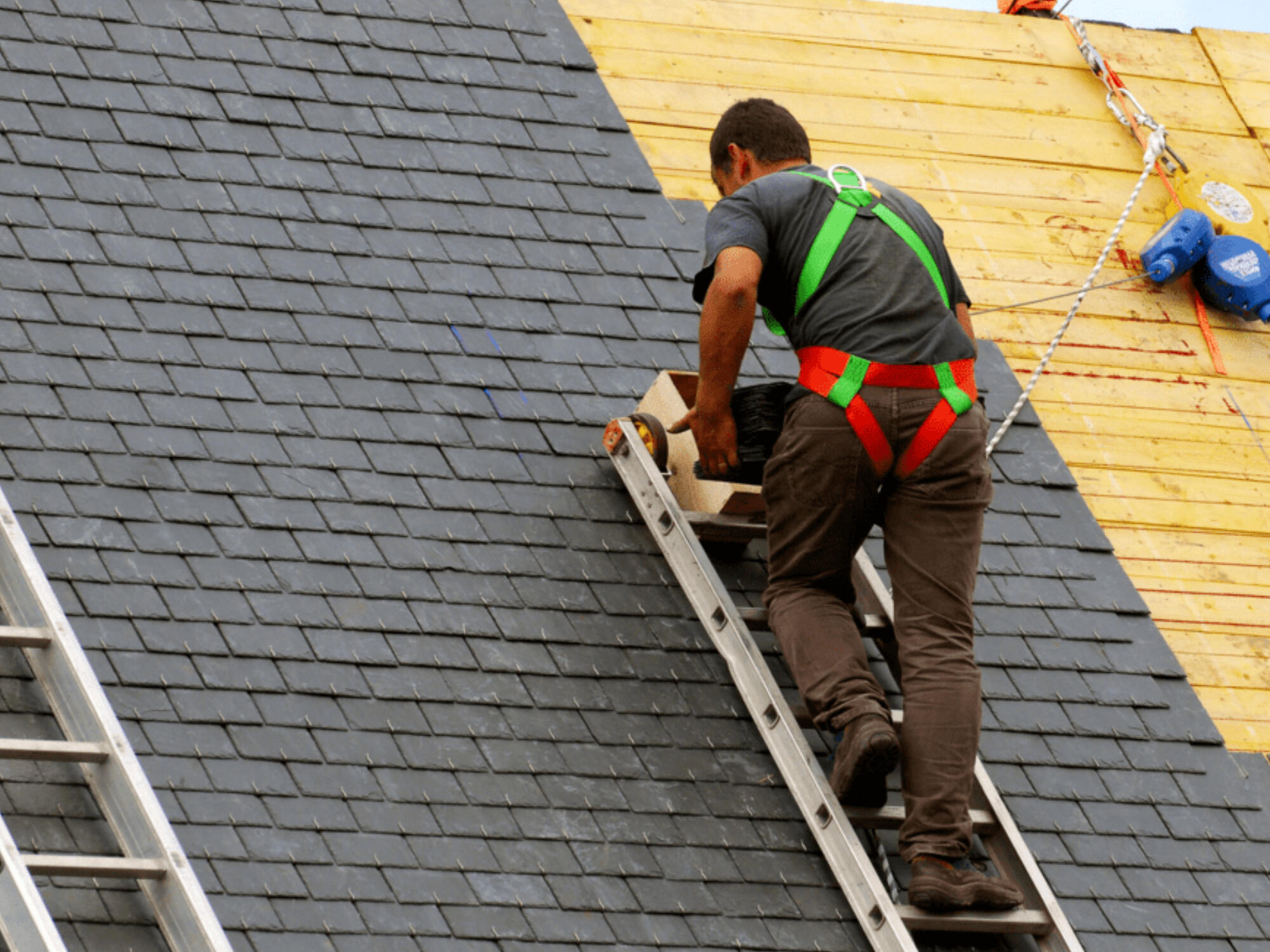 CALGARY EMERGENCY ROOF REPAIR
